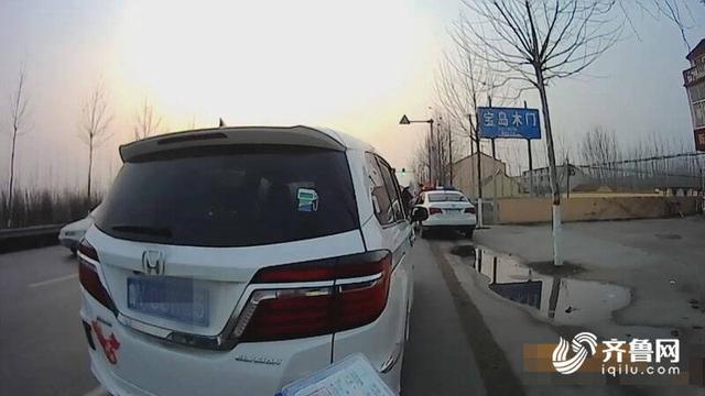 高密一车主买短期车险“应付”交警 不料“小聪明”被当场戳破