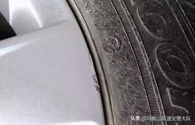 车辆剐蹭是走保险还是私了划算?