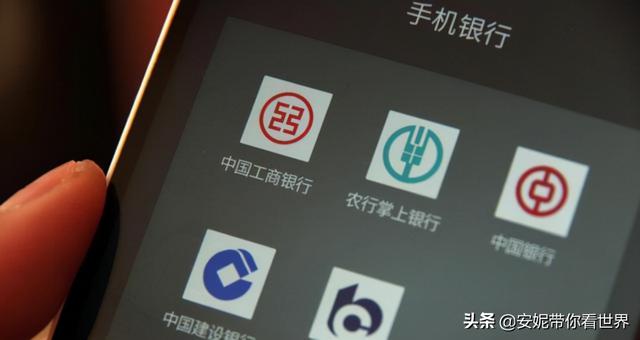 银行卡丢失,为何去银行补办都是换新卡号,银行职员说出实情