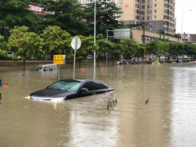 汽车泡水了,保险公司赔吗?这一步做错,1分钱都拿不到