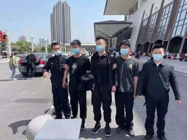 “美女”透露投资门路？离异男子被“杀猪”