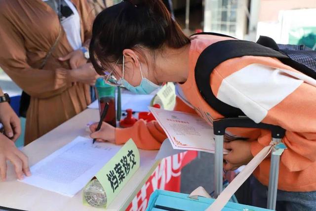 考上就有“人民币”,最新研究生奖助学金一览表,几乎人人有份