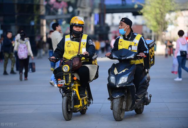 电动车电瓶坏了,锂电池和铅酸电池,换哪个更划算?