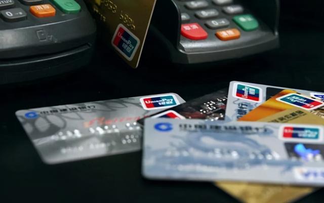 银行卡“短信通知”要办理吗？每月收费几元钱，却有大用处