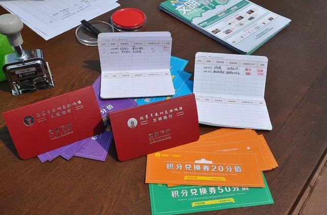 现在还有人用存折吗?为什么还没有被银行卡替代?看完长知识了