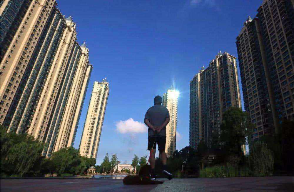 有钱的人往往喜欢买二手房，没钱的却喜欢买新房？主要原因有3点