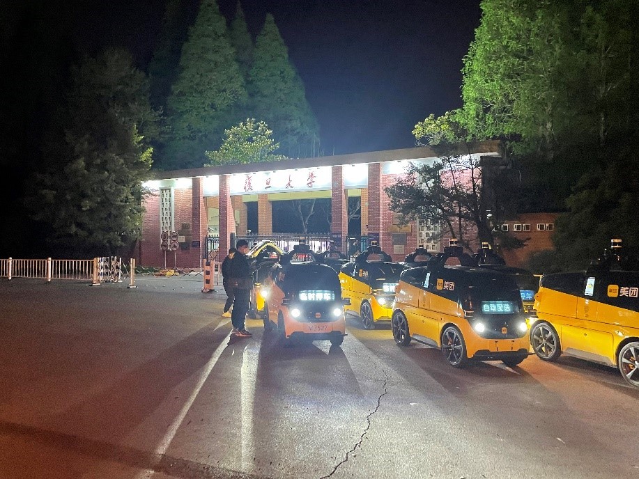 从北京千里奔驰到上海的小黄无人车，它们能为疫情解决哪些问题？