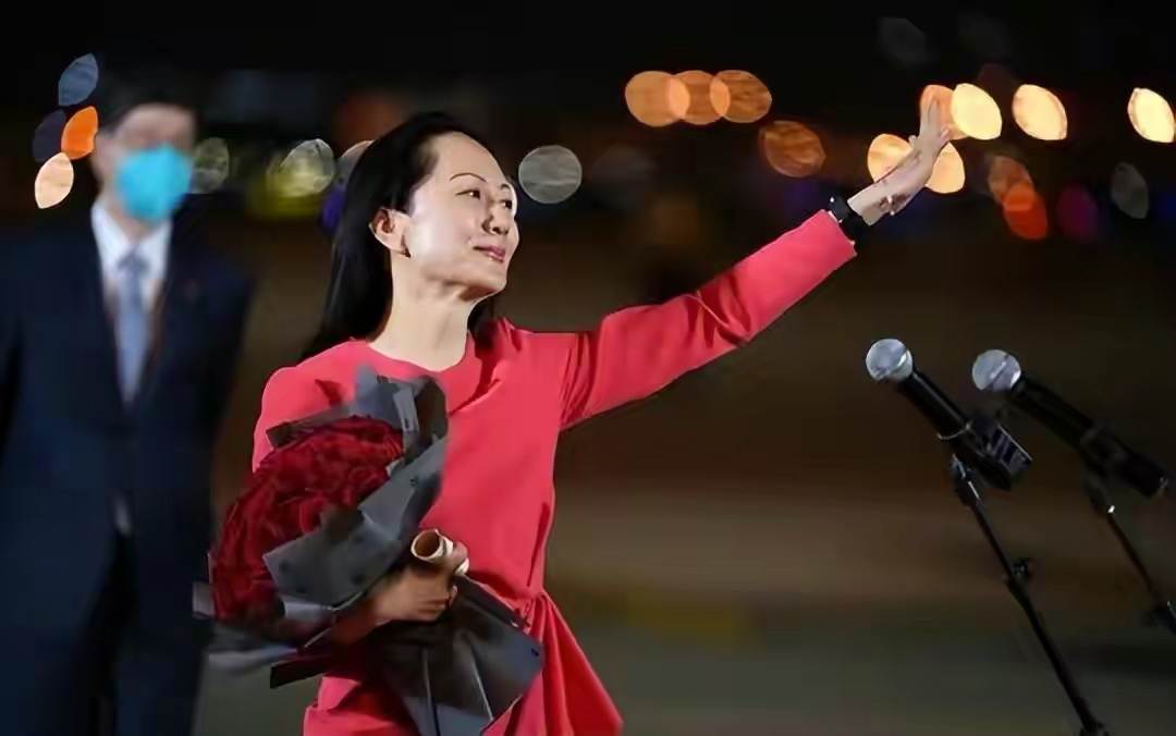 华为奇异年报出炉，收入下滑利润反增，孟晚舟临危受命成为接班人