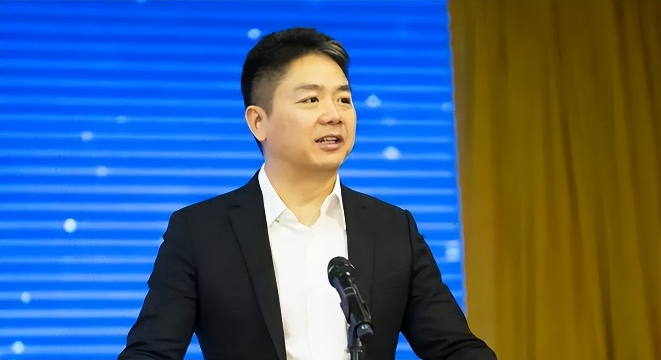 刘强东、马云、黄峥，电商大佬退休后究竟在忙什么？