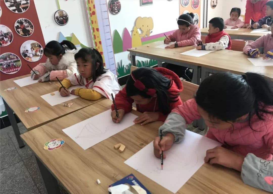 疫情第三年，我从计划开分校到借钱发工资