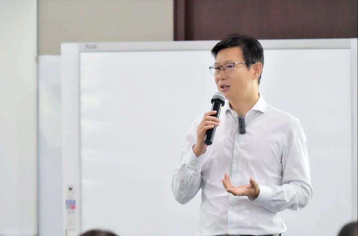 第一款出海网游《完美世界》，海外收入过亿，为何突然没落了？