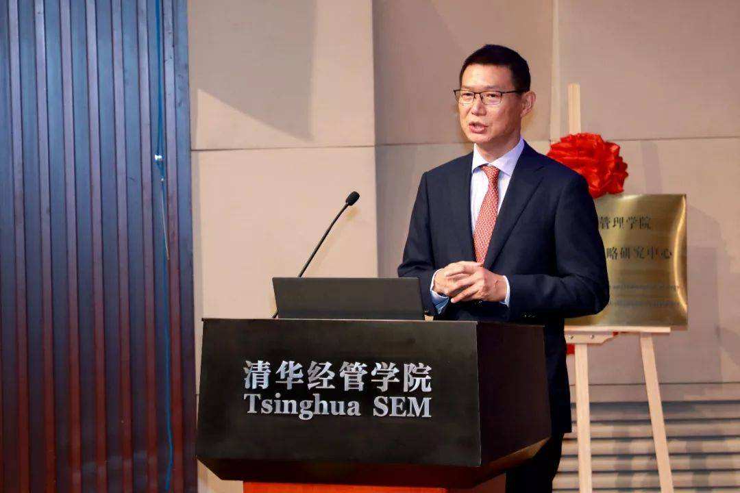 第一款出海网游《完美世界》，海外收入过亿，为何突然没落了？