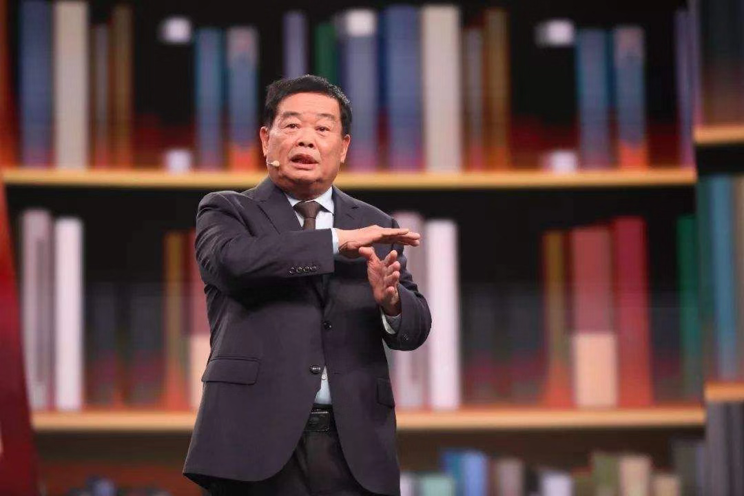 “千年老二”终于翻身，信义玻璃营收力压福耀，曹德旺输了？