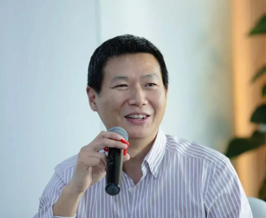 第一款出海网游《完美世界》，海外收入过亿，为何突然没落了？