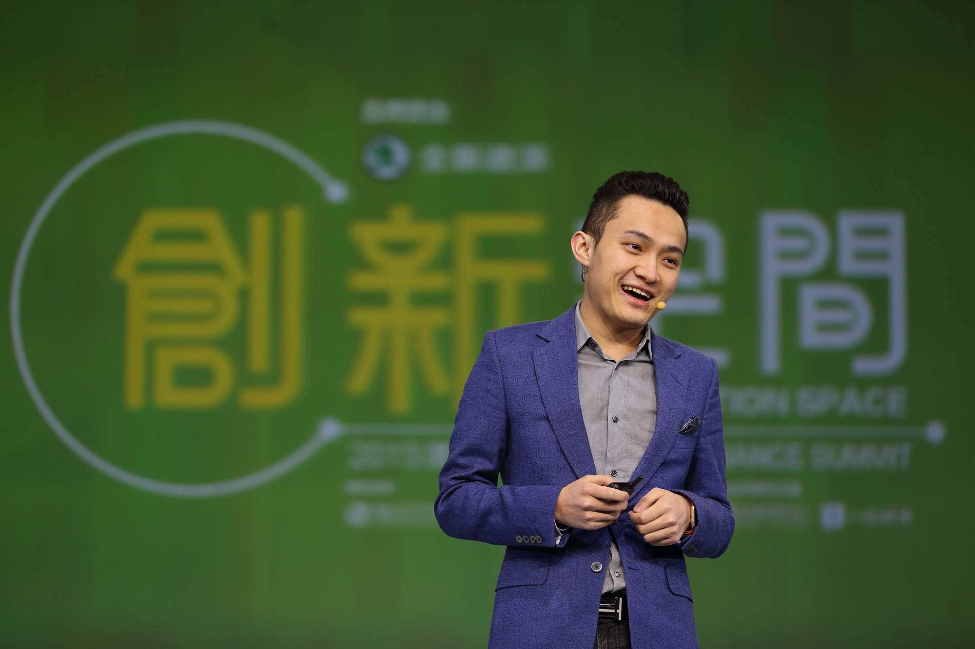 四位与巴菲特共进午餐的中国人，只有段永平依旧在赚钱