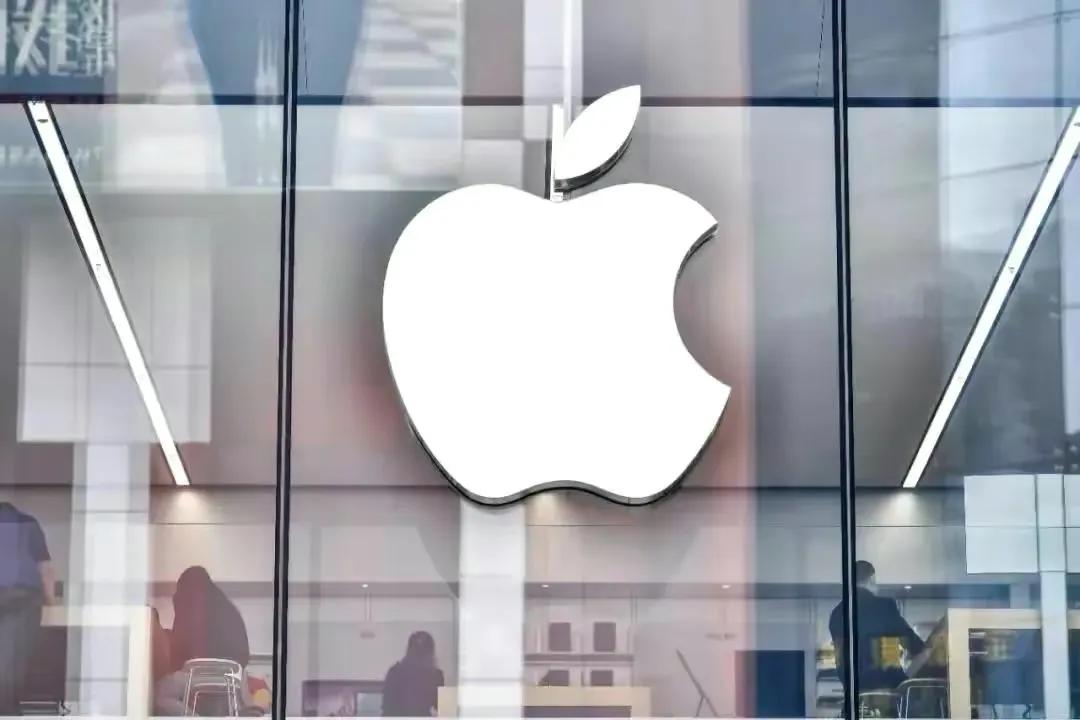 苹果员工正式复工，目前需每周在办公室工作一天