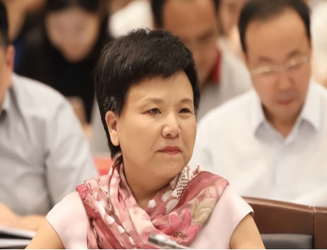 给美捐近百亿，却对国内诺而不捐，最后连员工薪水也发不出