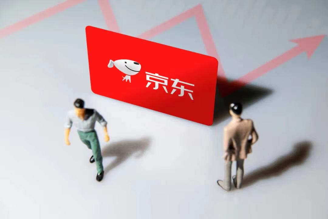 张雱退出京小贷法定代表人