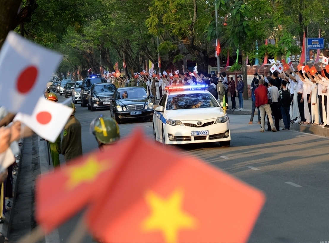 越南开出4000亿高铁大单，绕过中国选日本，全线通车需等到2045年