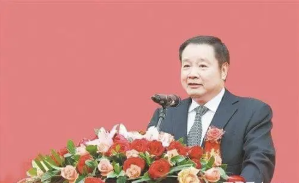 江门新会富豪黄炳均：成功后积极投身慈善事业，身家40亿