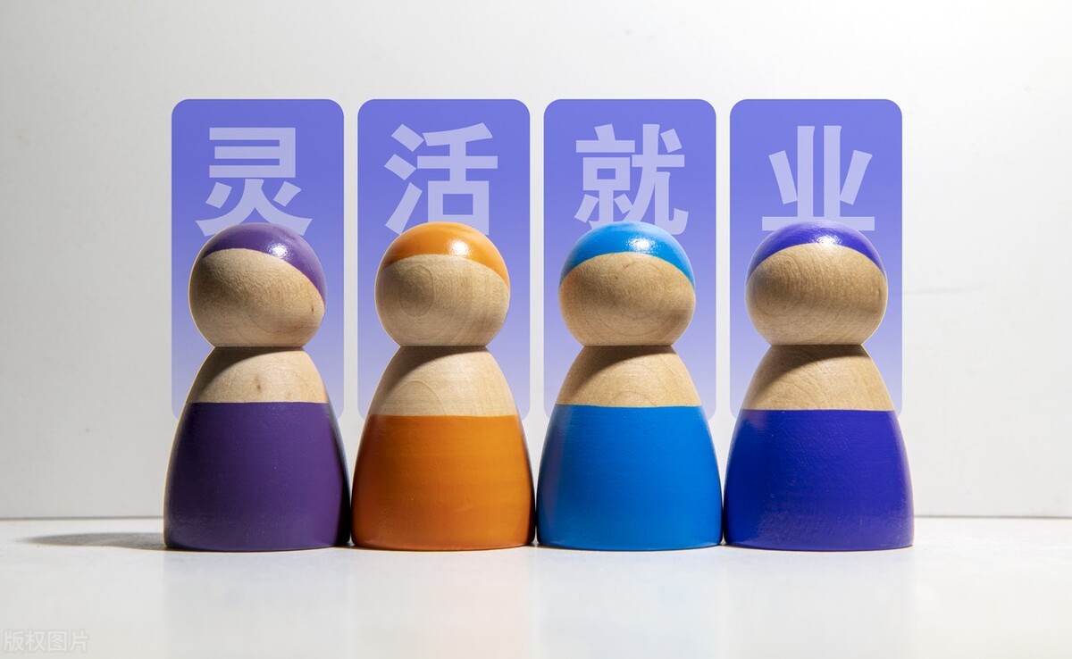 2022年，湖北灵活就业人员，需要缴纳多少养老保险？要1万元吗？