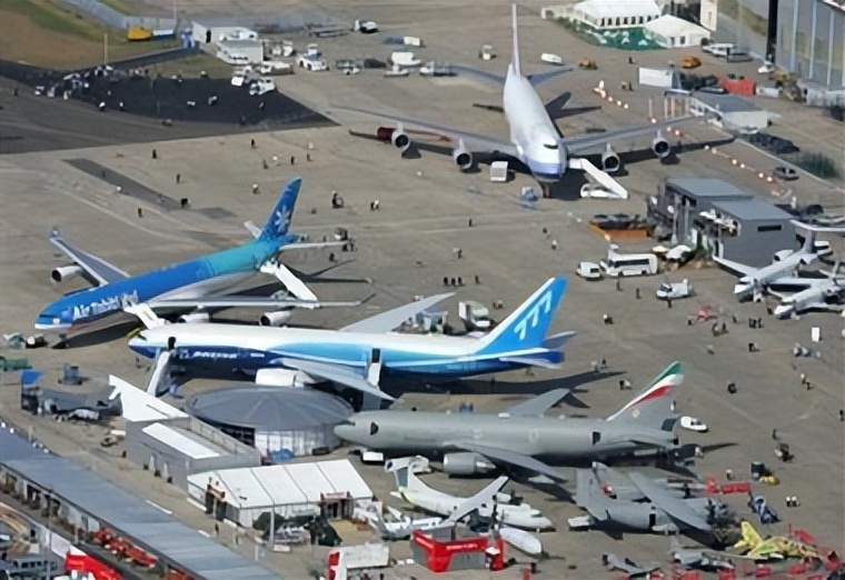 波音737坠机成瘾，中国大飞机安全性能会不会比波音好？