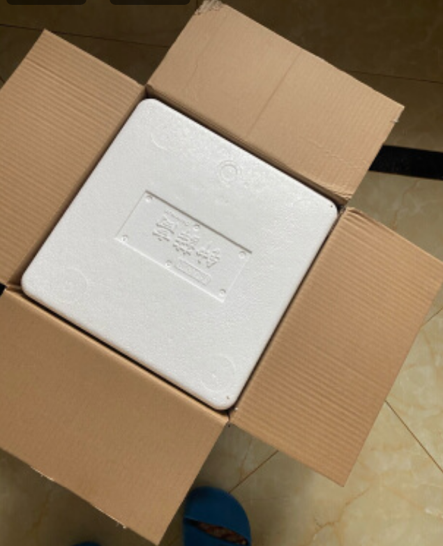钟薛高高价的秘密，以为原料好，其实你的钱都花在了“干冰”上？