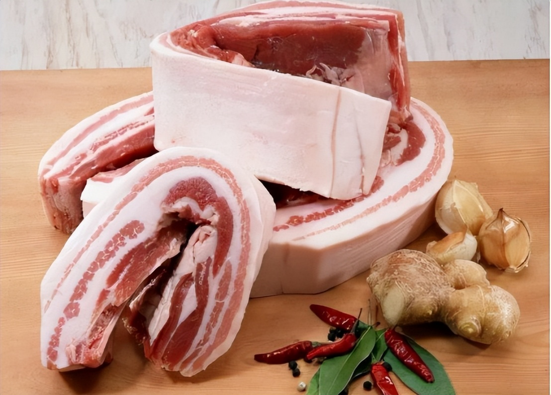 菜比肉贵咋回事？猪肉开始两极分化，为何会出现这种局面？