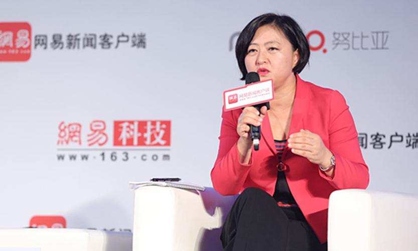 风投女王徐新：身价百亿依旧在社区群里抢面包，曾投出两任首富