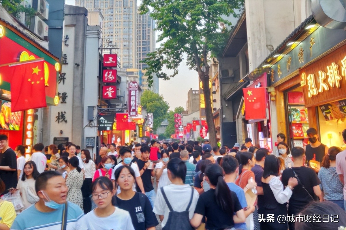 长沙五一商圈地标建筑两度流拍，无人竞买，该如何打破南强北弱