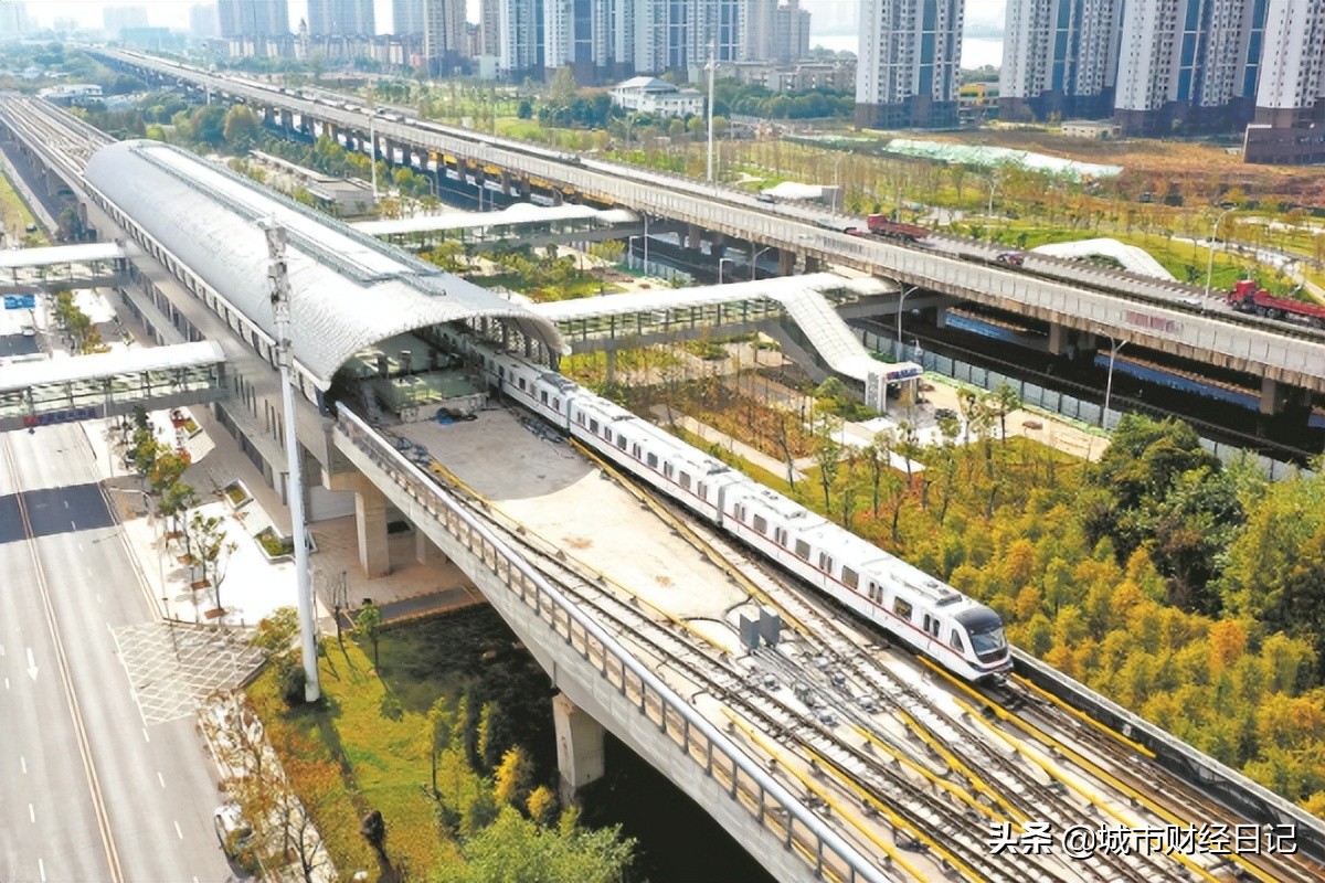 无锡地铁4号线二期得到批复，全长8.3km，将进一步衔接沪宁城际