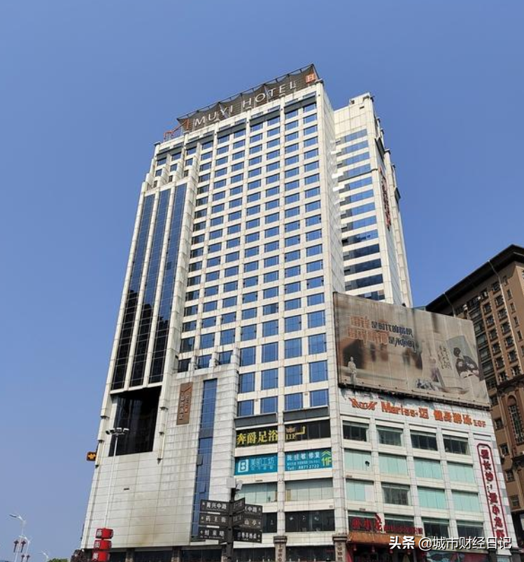 长沙五一商圈地标建筑两度流拍，无人竞买，该如何打破南强北弱