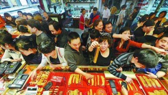 非洲人想不通，为啥我们的“大金链子”这么便宜，中国人却不买