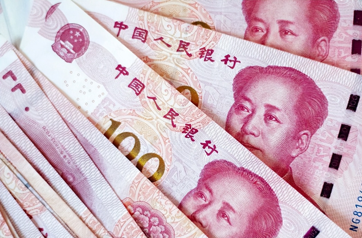央行宣布大事！一天卡内多出10万元以上，就必须接受“审查”