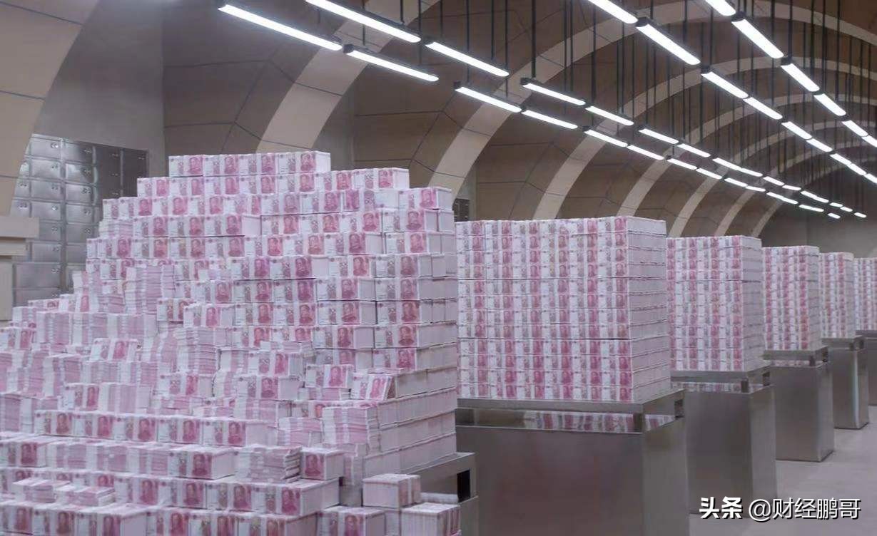 为什么银行的钱不过夜，每天现金还要早晚来回押运？