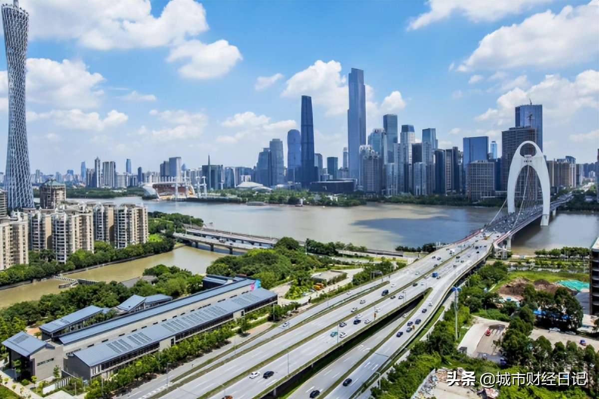 广州地铁13号线即将开通，串联了三大CBD，五大中心区，太牛了