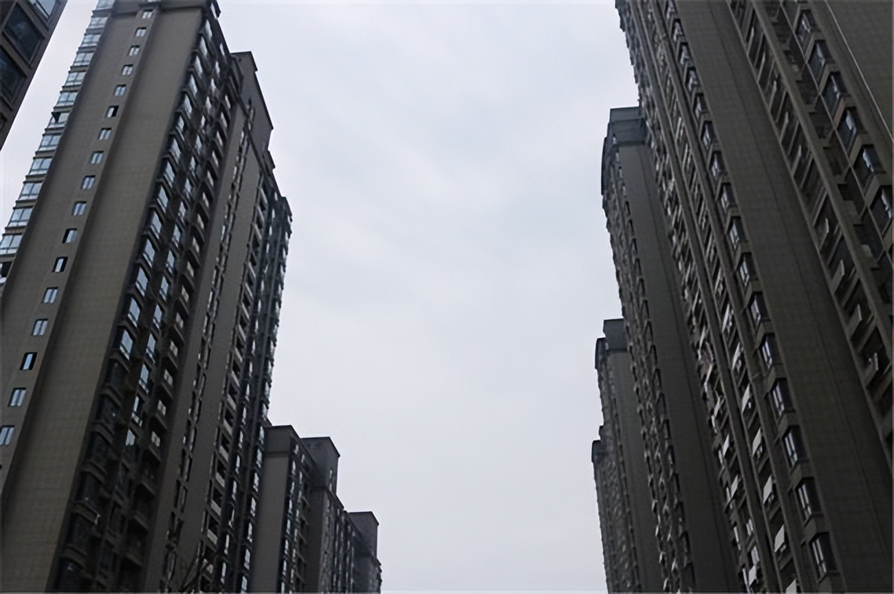 房子不好卖了，为什么很多新楼仍“开盘即售罄”？内行人透露实情
