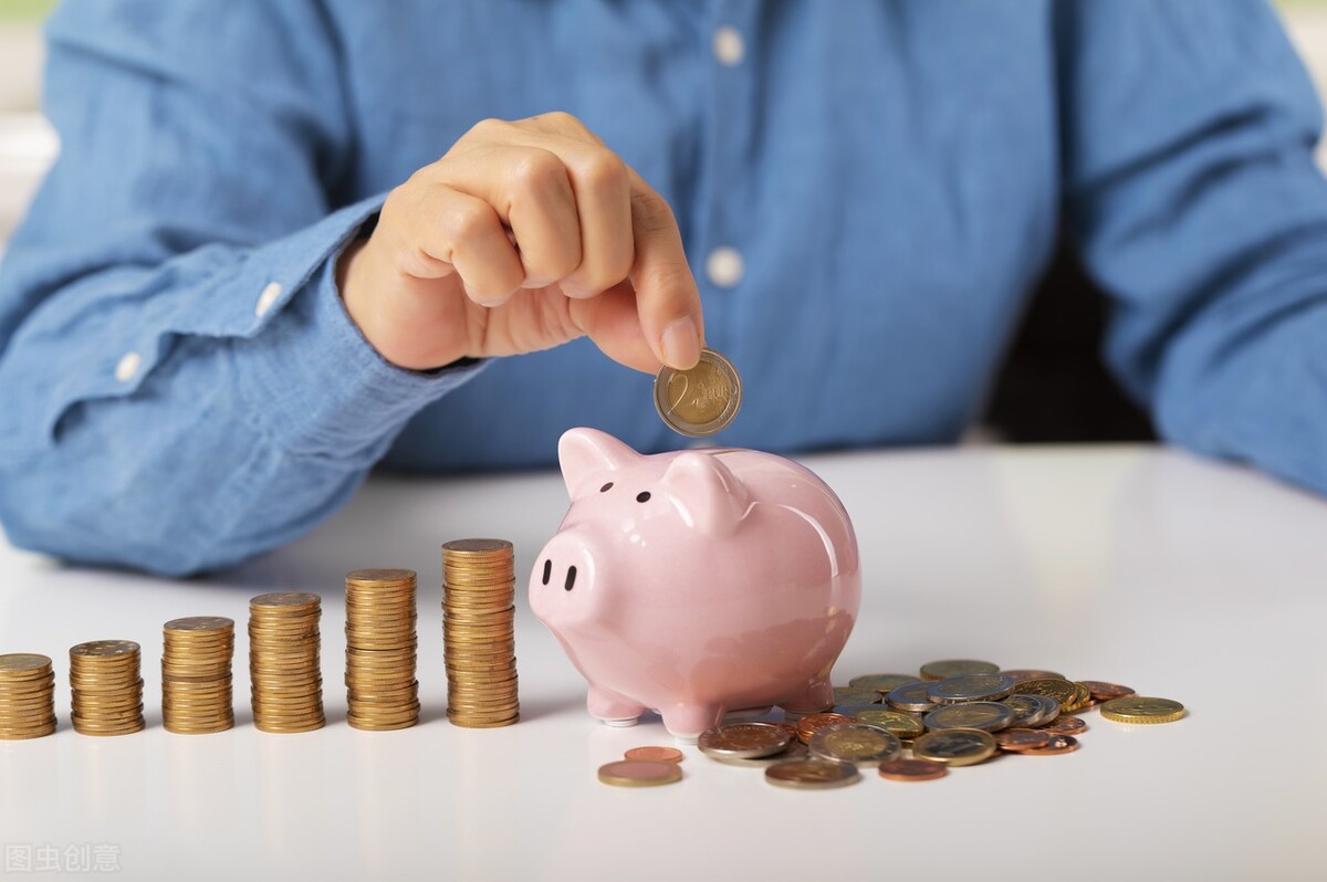 中美个人养老金资产规模对比，美国14.7万亿美元，中国呢？