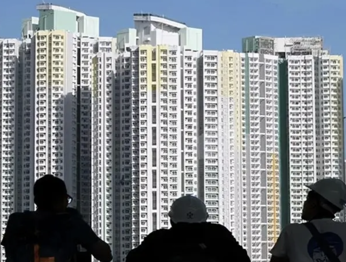 房价全面下跌，最惨的其实并非炒房客，而是这3类人