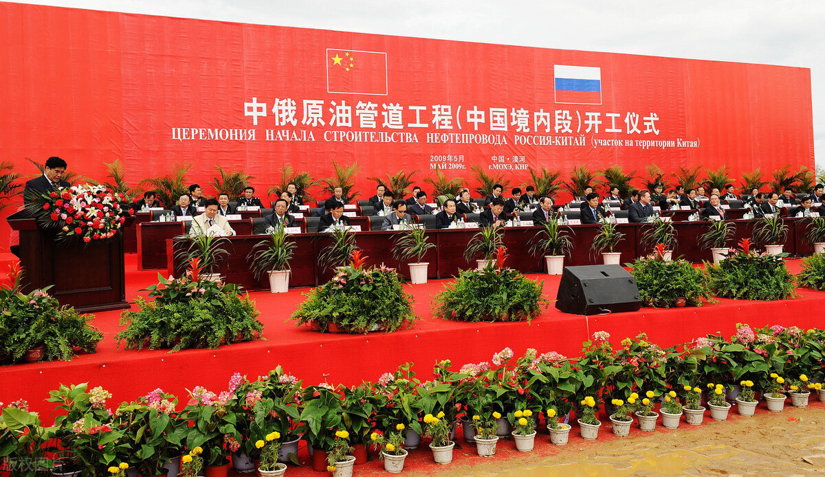 大国博弈：美国一大臭棋