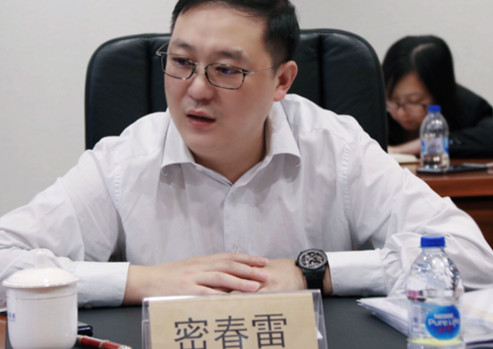 娶央视一姐董卿，曾斥资60亿买上海地皮的商界大佬神秘消失了