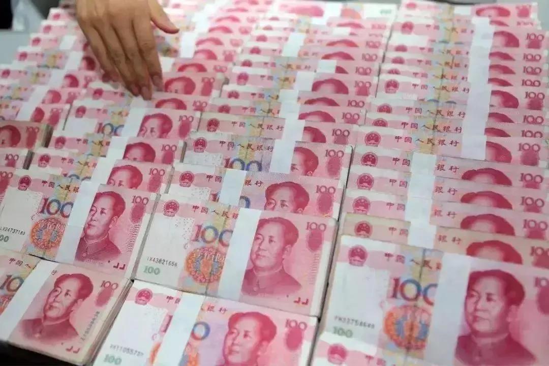 朱丽丽：从平凡人家到杭州富婆，被称为金融才女，如今因何没落？