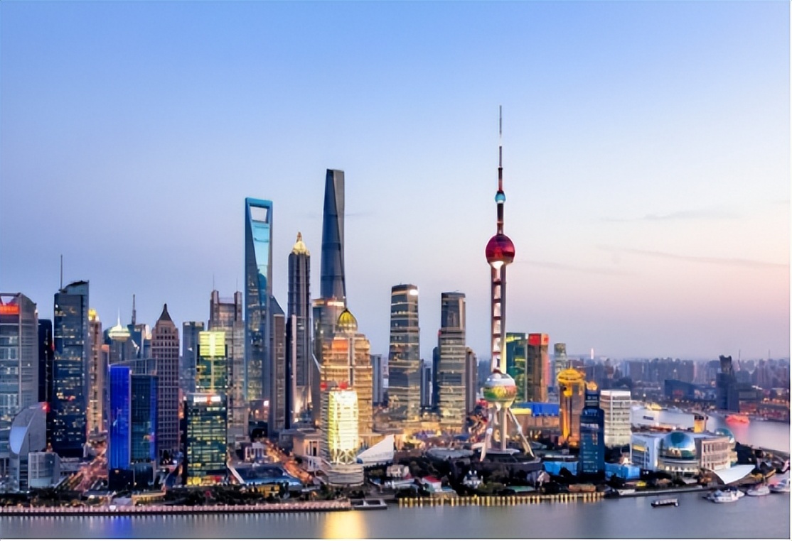 压力巨大！中国打响经济保卫战！五大难题！中国该如何应对？