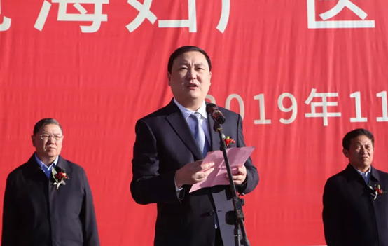 娶央视一姐董卿，曾斥资60亿买上海地皮的商界大佬神秘消失了