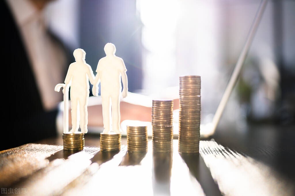 个人缴纳社保，如何办理养老退休？需要准备什么材料？